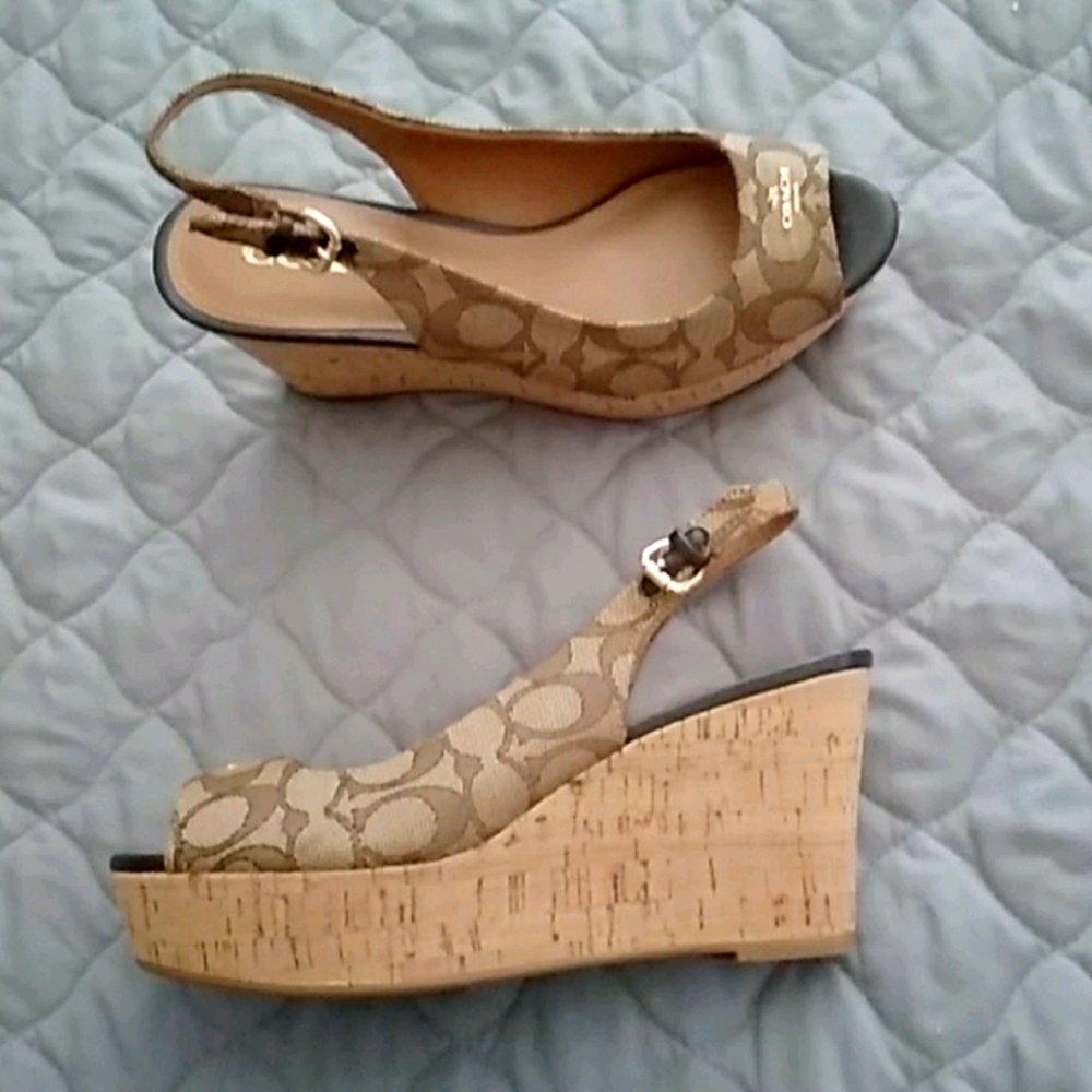Shoes - Picture 1 of 1